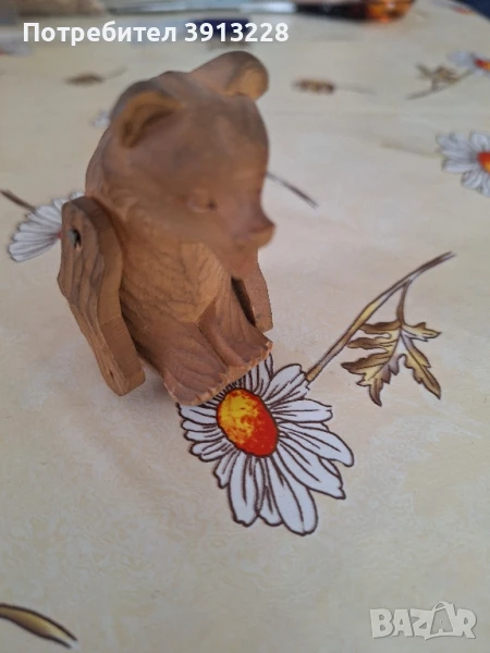 Мече дървено,  с движещи се ръце., снимка 1