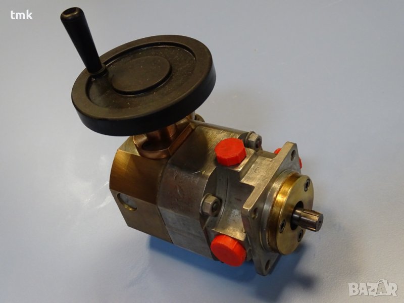 Хидравлична помпа LUCAS IP60/MMA hydraulic pump, снимка 1