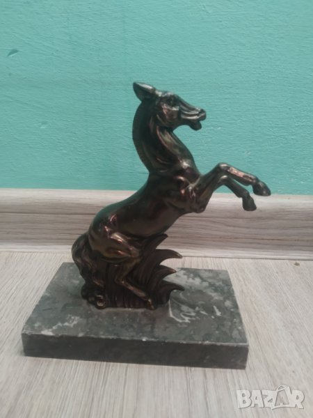 статуетка-кон, снимка 1