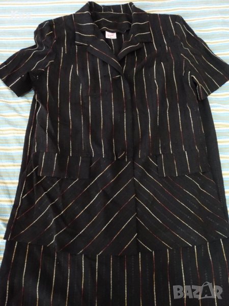 Дамски костюм, снимка 1