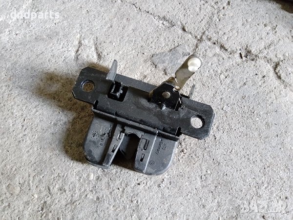 Брава заден капак за VW Golf 4, 1.4i, 2002г., снимка 1