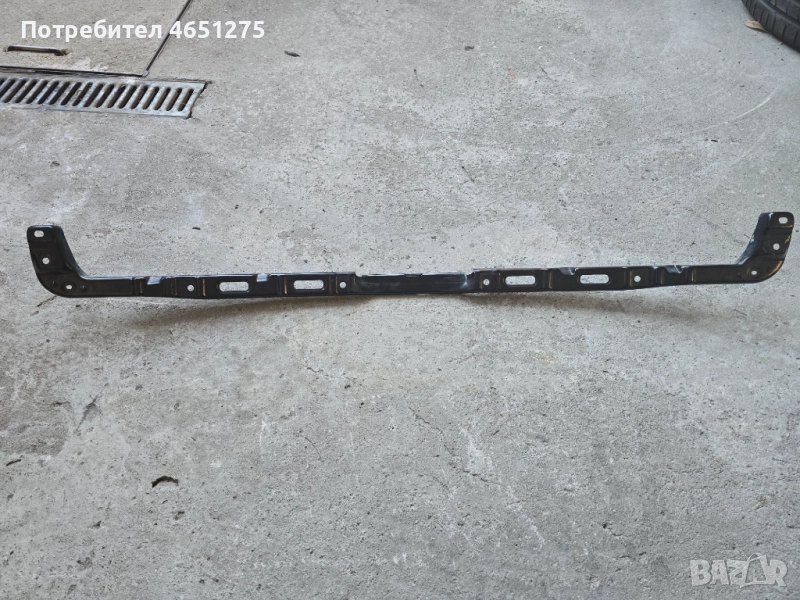 Водач държач задна броня среден Фолксваген Голф 4, снимка 1