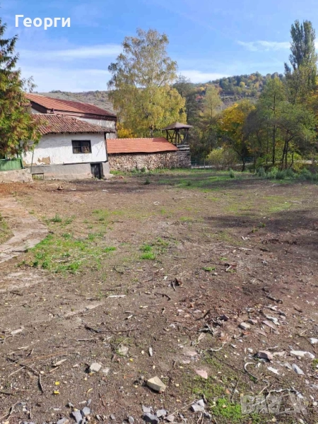 Продавам парцел УПИ с електричество и вода, снимка 1