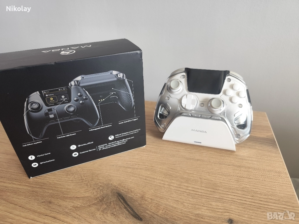 Продавам чисто нов контролер с интерактивен дисплей (черен), снимка 1