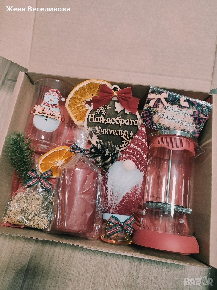 КОЛЕДЕН КОМПЛЕКТ ЗА УЧИТЕЛ, снимка 1