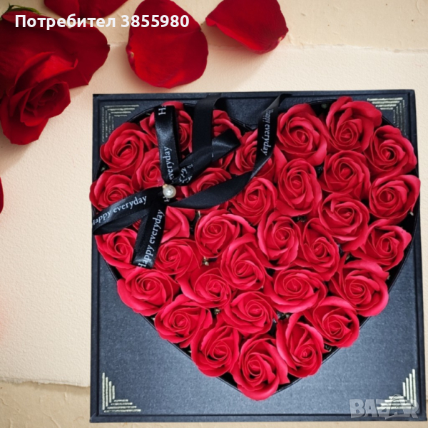 Кутия с ароматни рози във форма на сърце, снимка 1