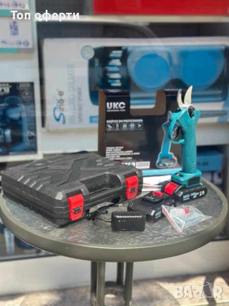 Акумулаторна ножица за клони UKC 8500 – 68V, 2 батерии, 25 мм рязане, 42 мм отваряне, ключ и зарядно, снимка 1