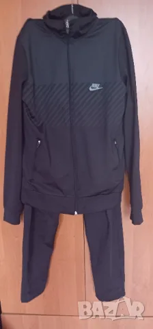 Спортен екип /анцунг Nike, снимка 10 - Спортни дрехи, екипи - 49504051