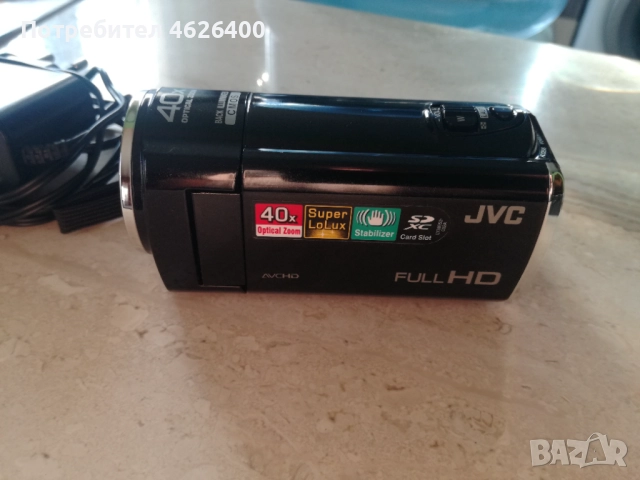 Продавам FULL HD камера JVC със 2бр.батерий и чантичка SONY, снимка 4 - Камери - 52108924