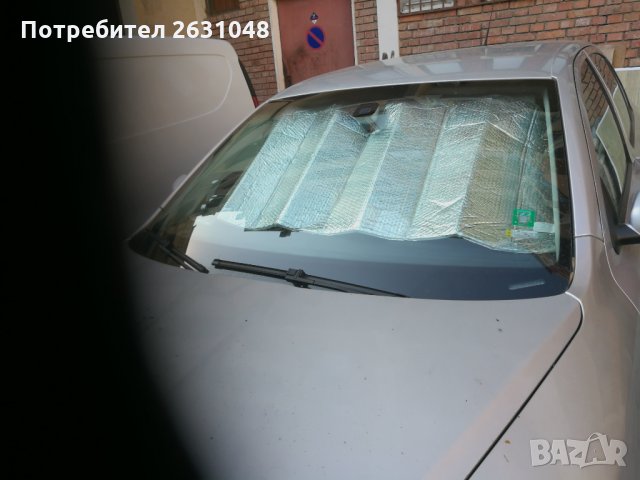 Сенник за предно стъкло на автомобил, снимка 1 - Аксесоари и консумативи - 33215792