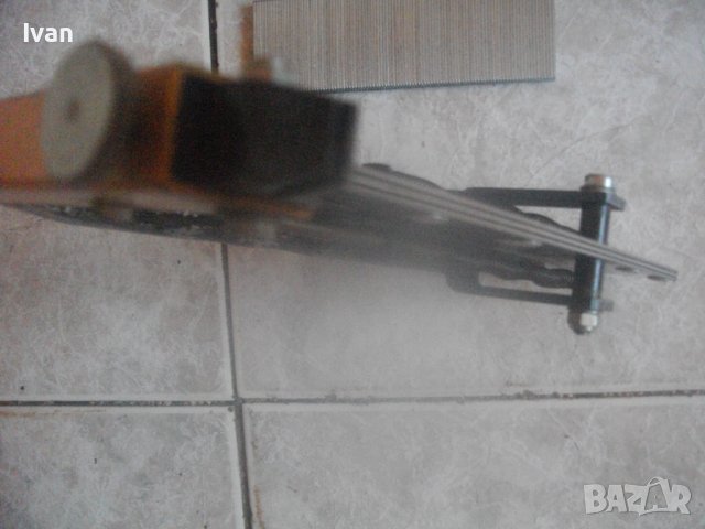 Ръчен Такер За Скоби до 28мм-Немски Професионален-BULLCRAFT PROFESSIONAL-Голям-Алуминиев-Старо Качес, снимка 12 - Други инструменти - 42889316