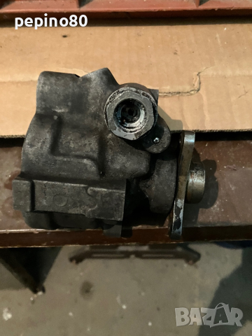 Хидравлична помпа Рено Master 2.5DCI, снимка 2 - Части - 44603721
