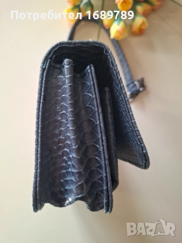 Нова дамска чанта за рамо YSL, снимка 5 - Чанти - 51617562