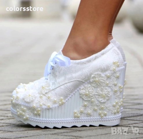  Обувки на платформа - бели - 710-12