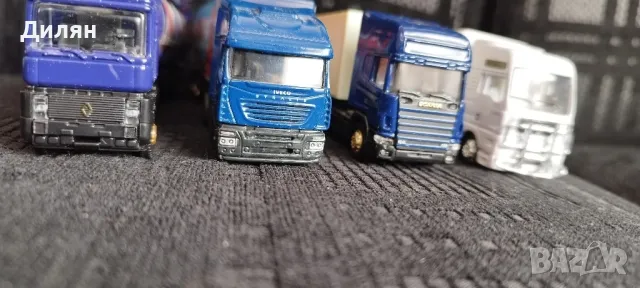 Камиончета  1/87 Iveco-scania-mercedes-reanult magnum, снимка 1 - Колекции - 47512111