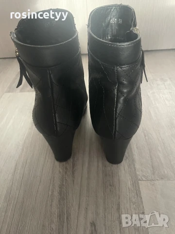 Боти на ток, снимка 4 - Дамски боти - 50692121