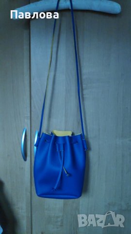 Нова чанта синя с жълта вътрешност , снимка 4 - Чанти - 37075384