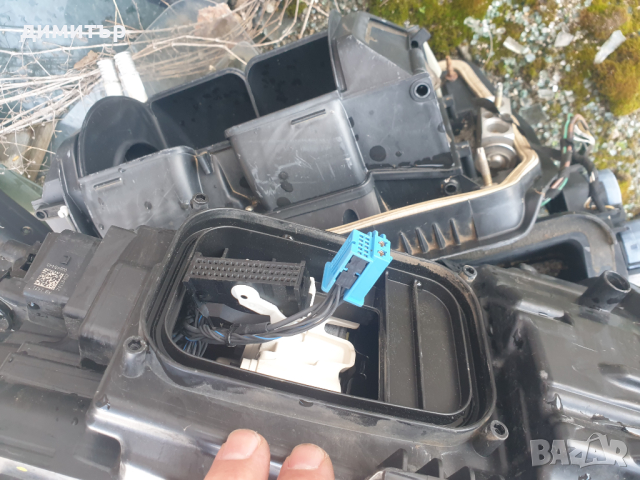 Десен фар за Mercedes A177 w177 Led, снимка 2 - Части - 44699318