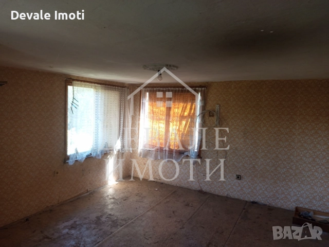 Продава се вила в гр. Русе, област Русе в Касева чешма , местността „ Карамлийка“, снимка 7 - Вили - 51641138