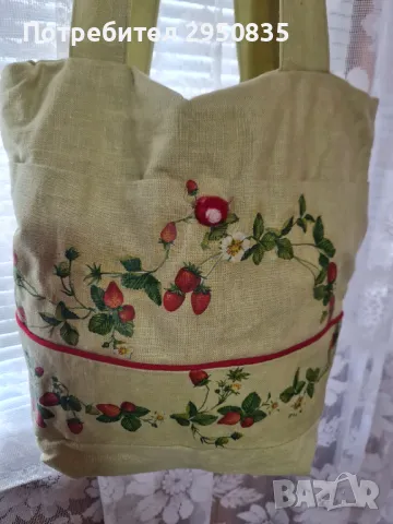 Зелена чанта с апликация на ягоди, снимка 2 - Чанти - 49199970
