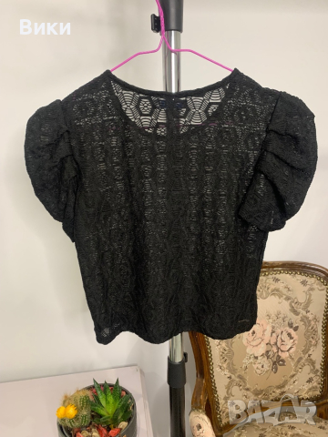 Кроп-топ в размер S, снимка 11 - Корсети, бюстиета, топове - 44654426