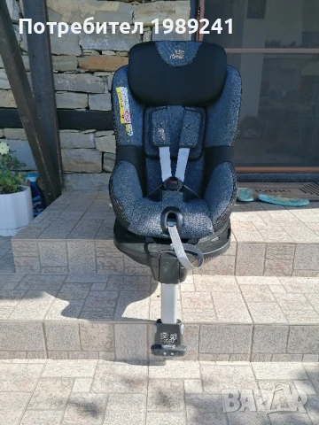 Продавам детско столче за автомобил Roemer Britax Dualfix i-Size, снимка 1