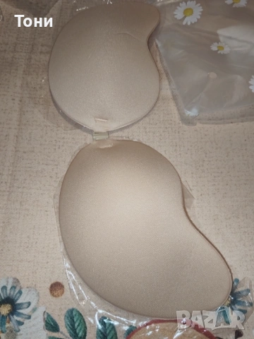 Нов Силиконов Дамски Сутиен Без Презрамки 80С, снимка 2 - Бельо - 54284405