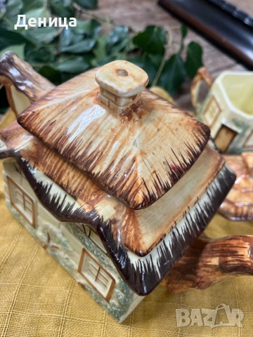 Страхотните английски къщички♥️  Чайник-23/ 15 см с чучур и дръжка Кафява захарница-10.5/8.5 см Жълт, снимка 14 - Други - 53253297