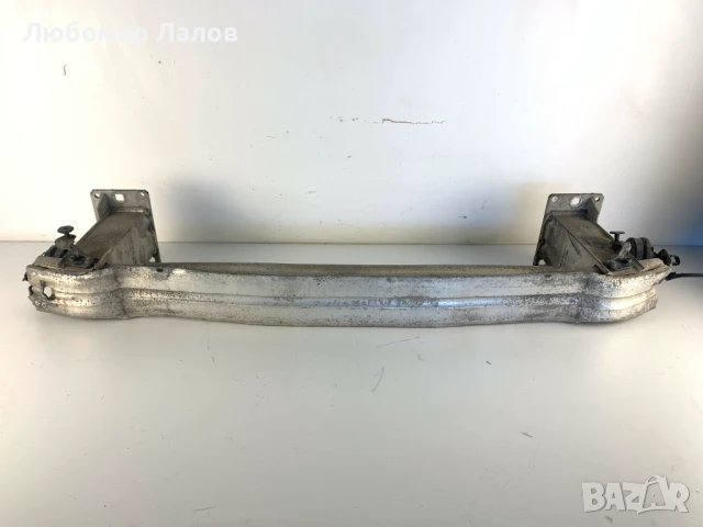Предна греда буфери предна броня Audi A5 8T A4 B8 8K (08-12)г. 8K0807118