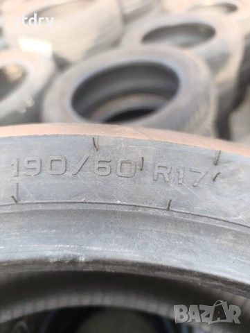 Пълен слик две гуми за мотор 190 60 и 180 60, снимка 5 - Гуми и джанти - 54165431