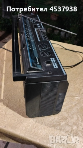 Продавам радио касетофон Хитачи, снимка 3 - Аудиосистеми - 52252445