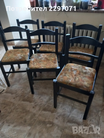 Дървени столове