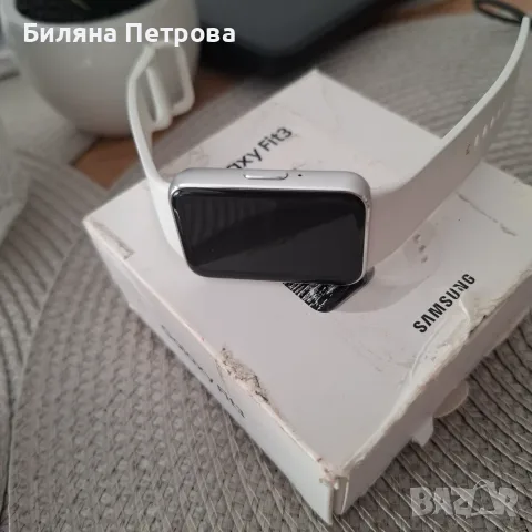 Часовник смарт Самсунг галакси фит 3, снимка 2 - Смарт часовници - 56412172