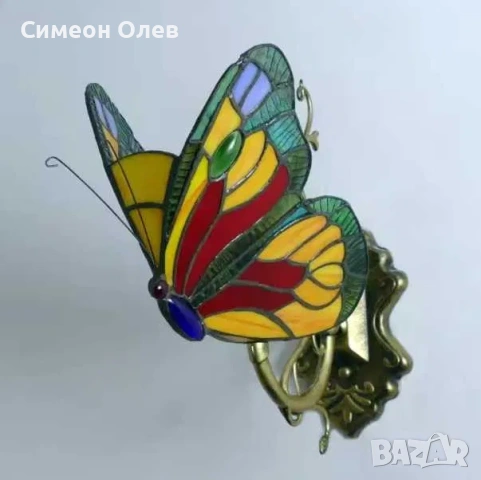 Продавам аплици за стена. Стъклени, стил тифани.