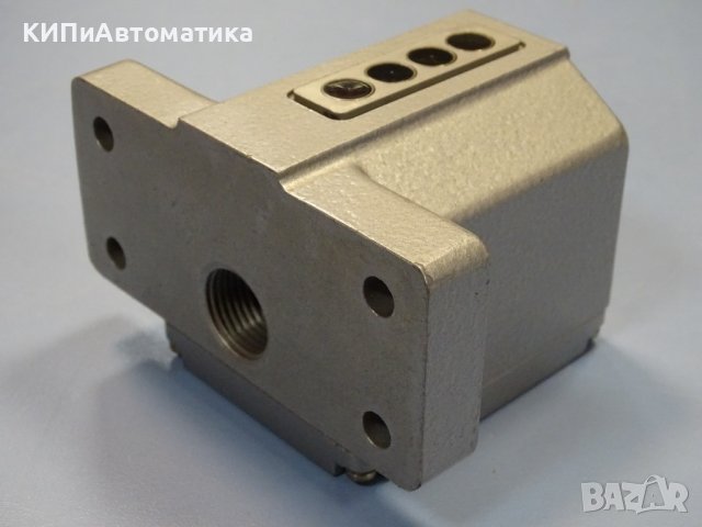 индуктивен датчик Omron E2M-BP14 proximily sensor switch, снимка 3 - Резервни части за машини - 37237126