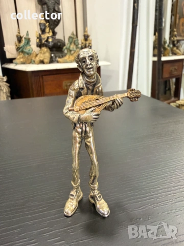 Италианска сребърна фигура на музикант. №8008