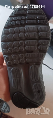 Дамски обувки Under Armour Surge, снимка 4 - Маратонки - 54246651