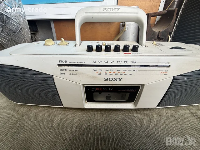 продавам касетофон  sony , снимка 2 - Радиокасетофони, транзистори - 56511848