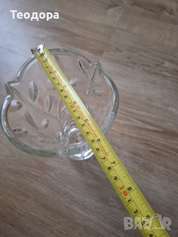 Ретро кристална ваза с цветя, снимка 2 - Вази - 50591287