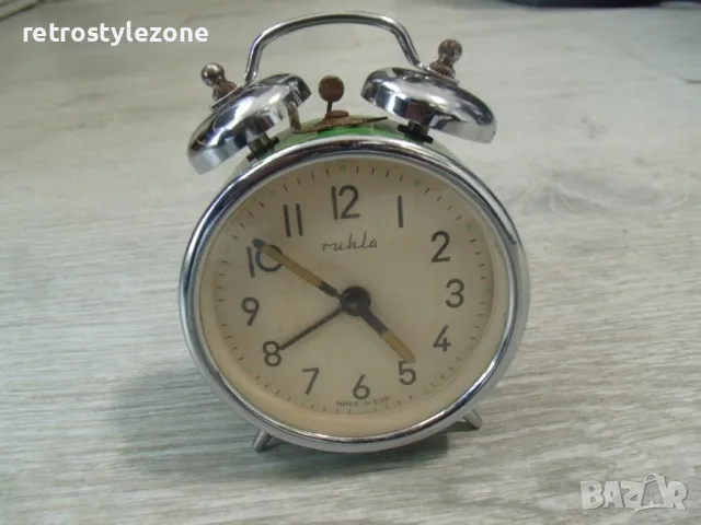 № 7826 стар часовник - Ruhla   - механичен  - настолен  - будилник / с две камбанки /  - работещ / п, снимка 5 - Други ценни предмети - 48650974