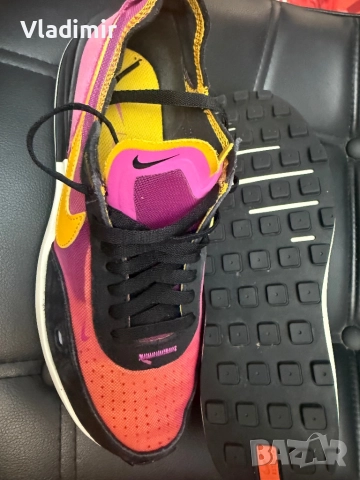 Nike Waffle One "Active Fuchsia", снимка 2 - Маратонки - 52879568