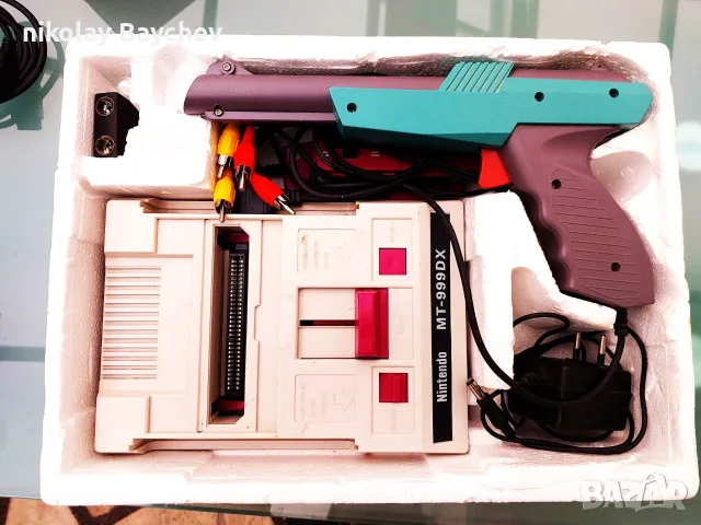 Стара телевизионна игра Nintendo MT 999 DX