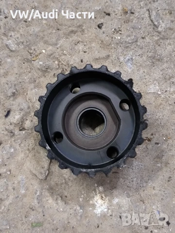 Зъбно колело колянов вал за Голф 4 Ауди А3 Сеат Шкода VW Golf 4 Audi A3 Seat Skoda Bora 038105263E, снимка 2 - Части - 50921341