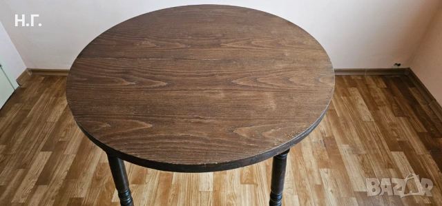 Кръгла дървена маса, снимка 3 - Маси - 54063548