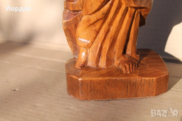 Дървена фигура  Мадона с Младенеца , снимка 5 - Антикварни и старинни предмети - 54149802