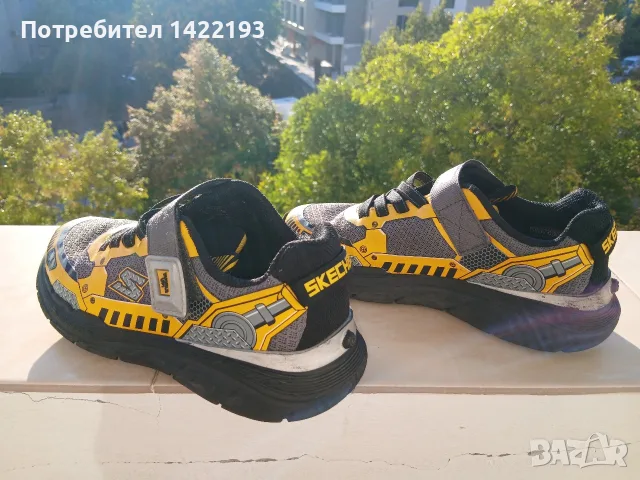 Детски обувки Skechers 33 номер, снимка 2 - Детски обувки - 56297890