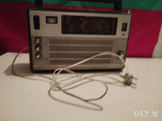 Радио Селена В216, снимка 8 - Радиокасетофони, транзистори - 50659020