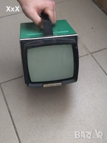 Стар телевизор за къмпинг (ретро), снимка 10 - Антикварни и старинни предмети - 52094312