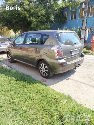 Toyota Corolla Verso-7 места, снимка 2 - Автомобили и джипове - 56111206