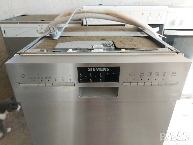 Съдомиялна Siemens 45см , снимка 2 - Съдомиялни - 53108958